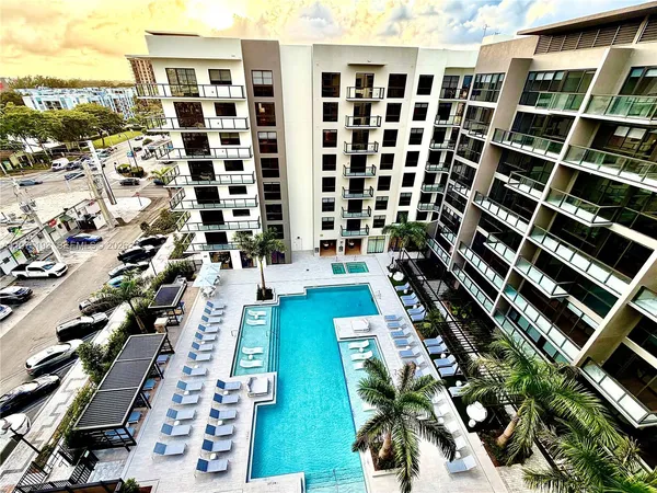 $2,700 | 1650 Northeast 124th Street, Unit 102, North Miami, FL 33181