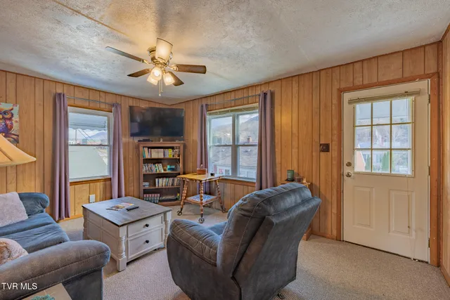 $125,000 | 128 Beacon Street, Gate City, VA 24251