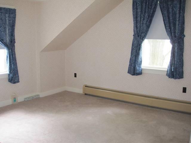77-79 Enfield Road Lincoln, ME 04457 - Photo 5 of 16 Photo