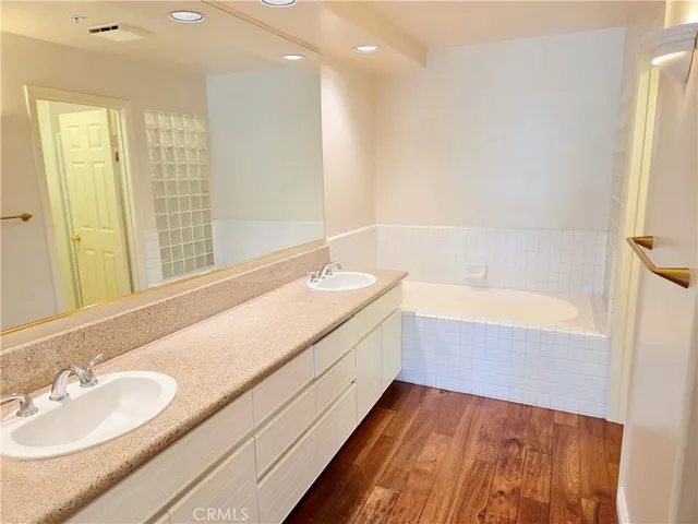 $3,750 | 2233 Martin, Unit 217, Irvine, CA 92612