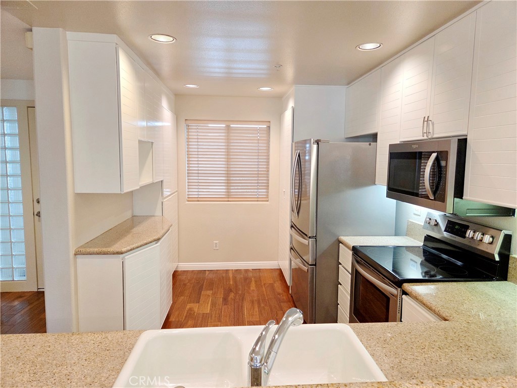 2233 Martin, Unit 217 Irvine, CA 92612 - Photo 5 of 54