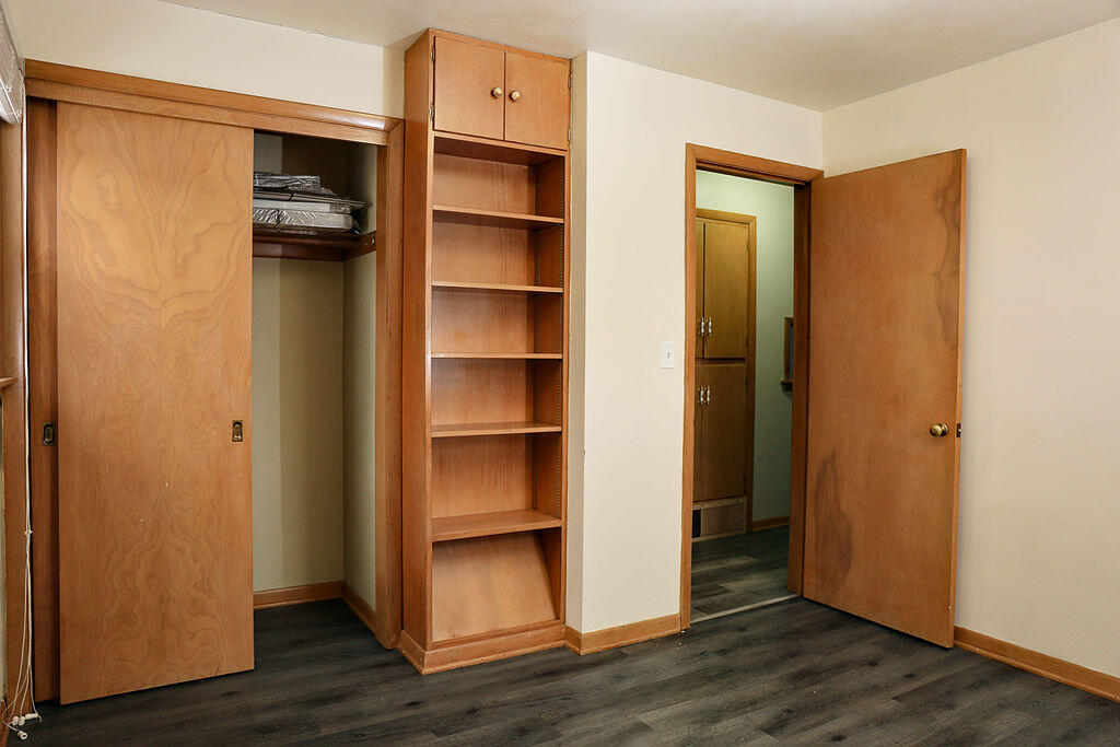 2602 Henry Street Sheboygan, WI 53081 - Photo 18 of 35 Bedroom