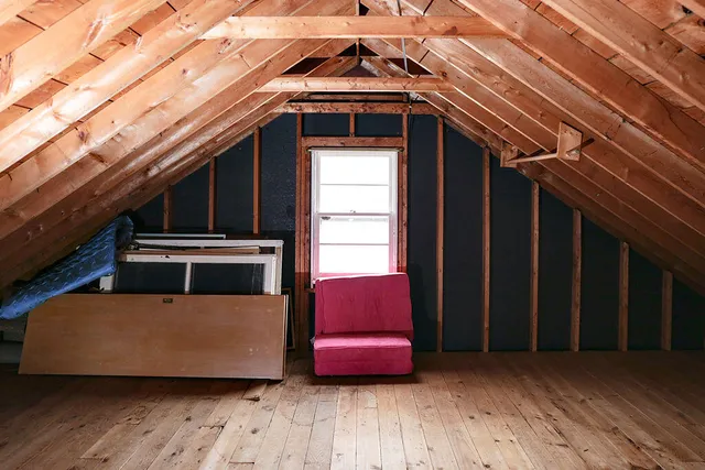 $219,900 | 2602 Henry Street, Sheboygan, WI 53081