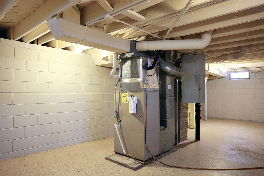 2602 Henry Street Sheboygan, WI 53081 - Photo 29 of 35 Basement