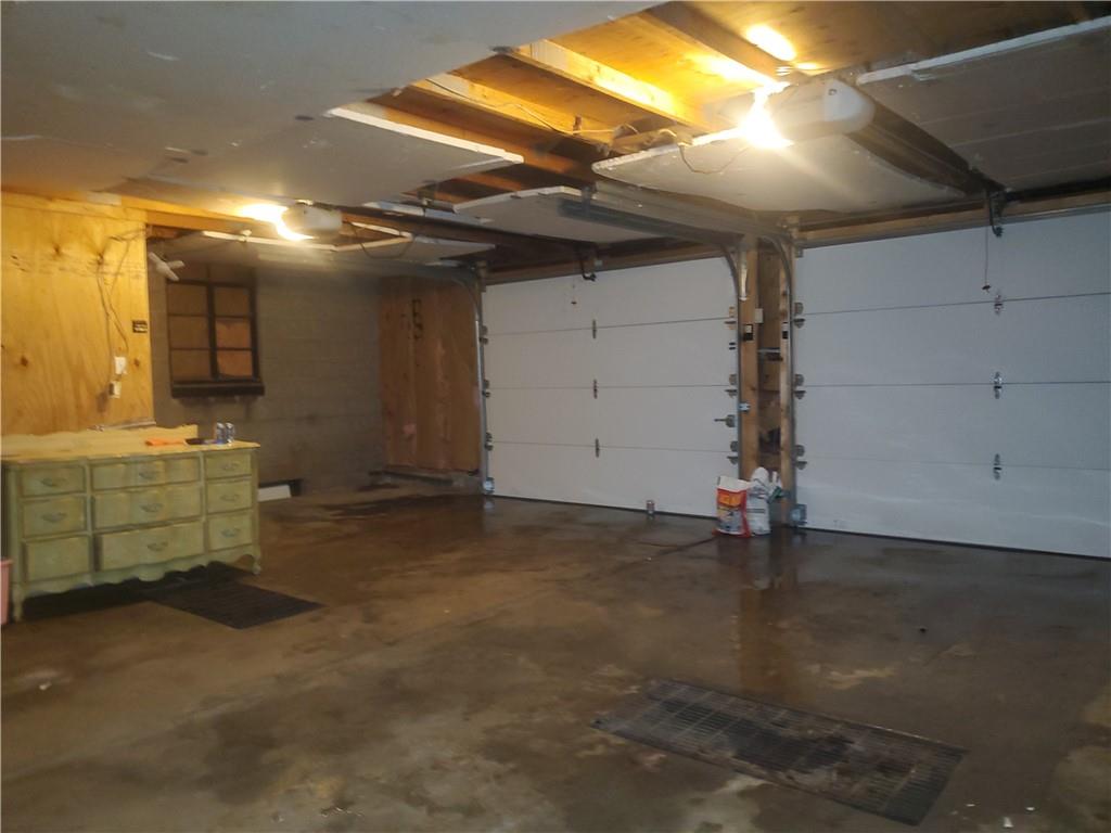 132 Laird's Crossing Road Worthington, PA 16262 - Photo 19 of 20 a view of a garage room