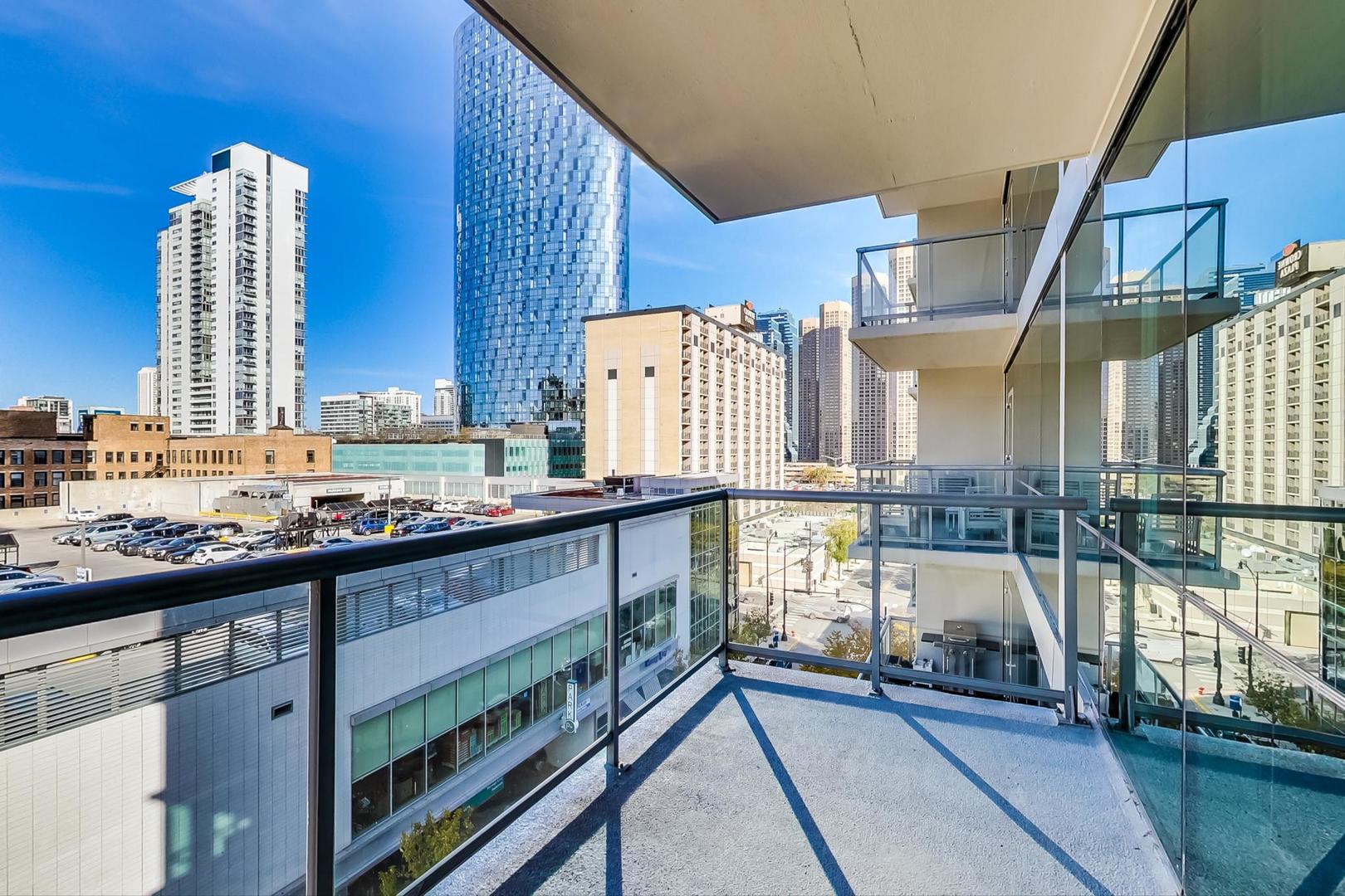 123 South Green Street, Unit 701B Chicago, IL 60607 - Photo 15 of 25