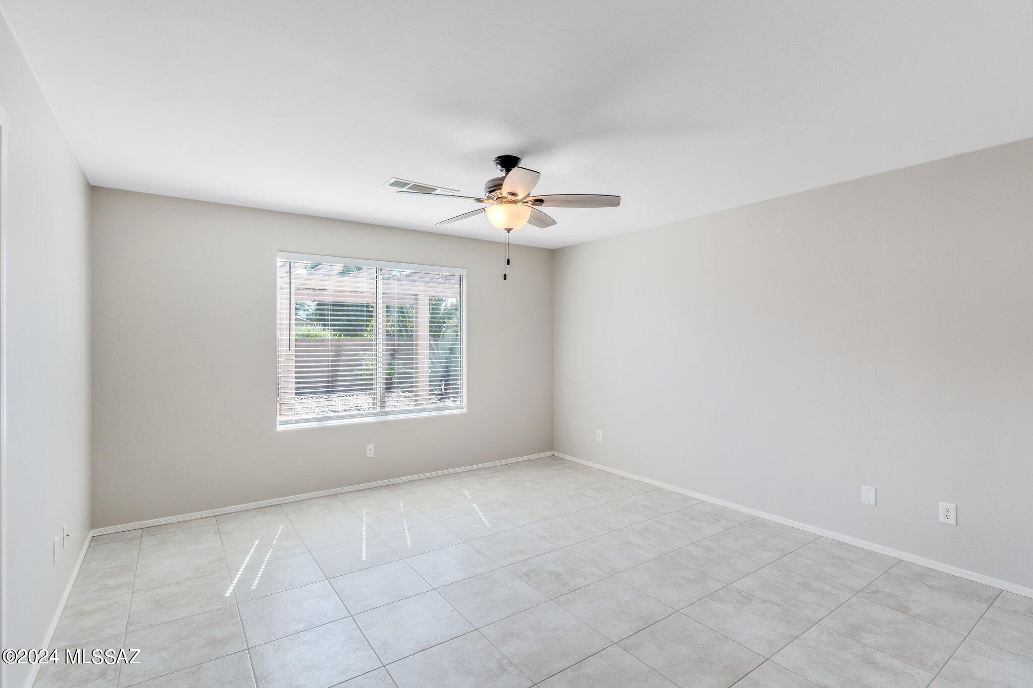 461 West Rio Flojo Green Valley, AZ 85614 - Photo 19 of 27 Gallery Image 19
