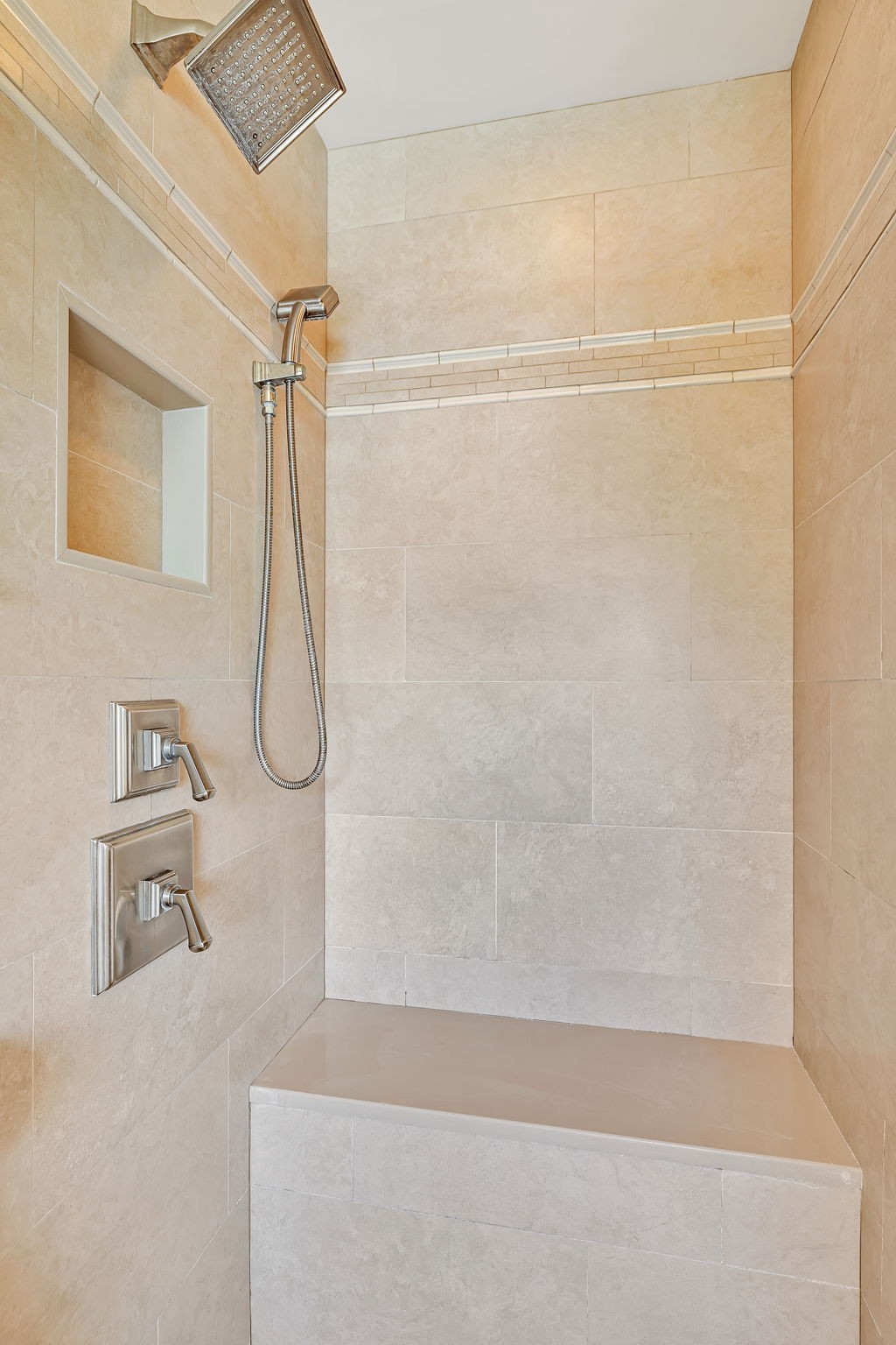 2829 Polo Club Road Nashville, TN 37221 - Photo 32 of 45 a bathroom with a shower