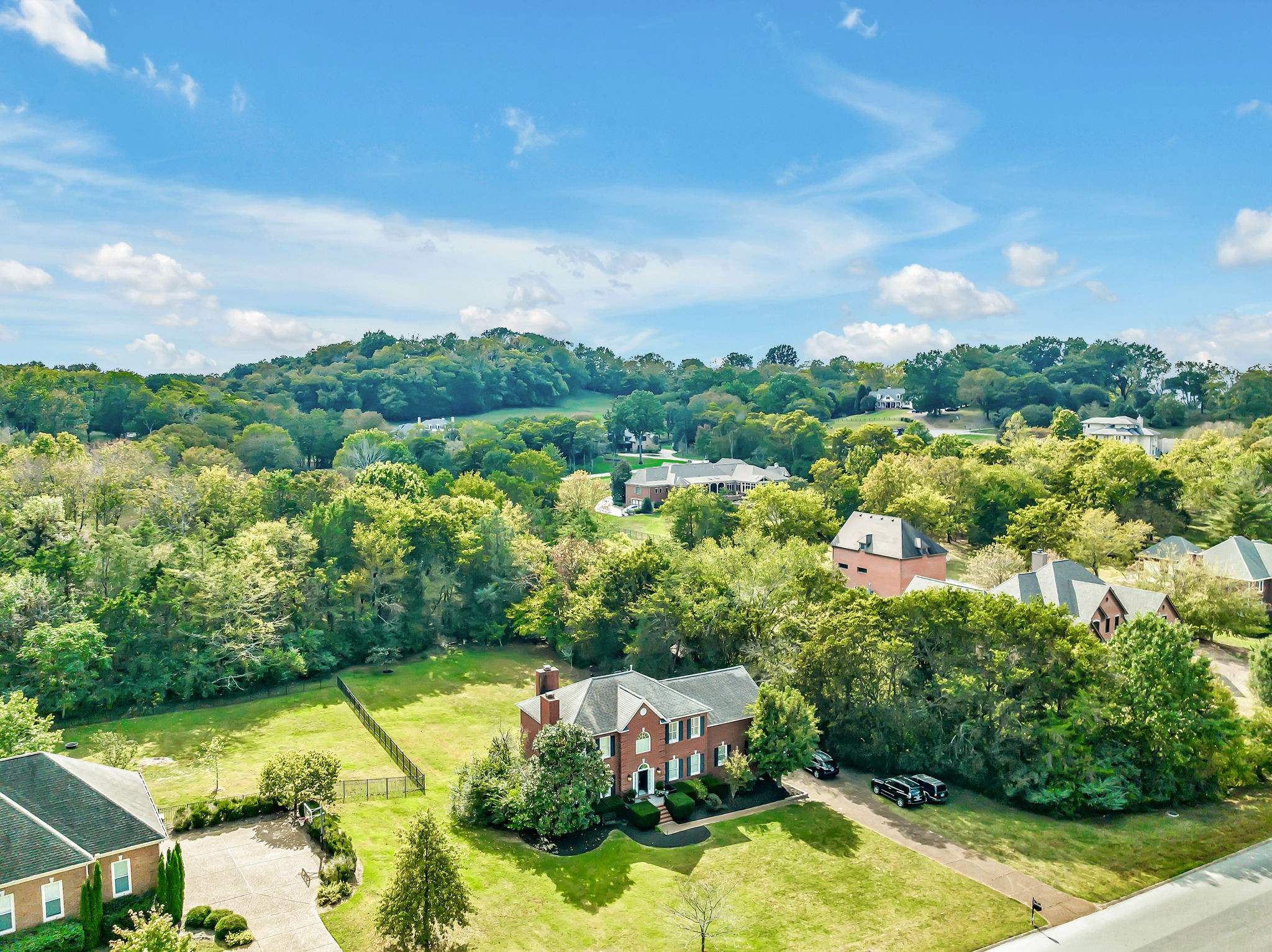 2829 Polo Club Road Nashville, TN 37221 - Photo 38 of 45 a view of a city