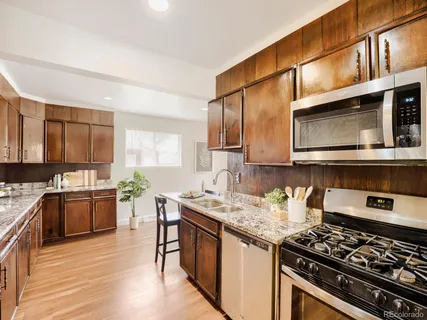 $399,000 | 810 Oswego Street, Aurora, CO 80010