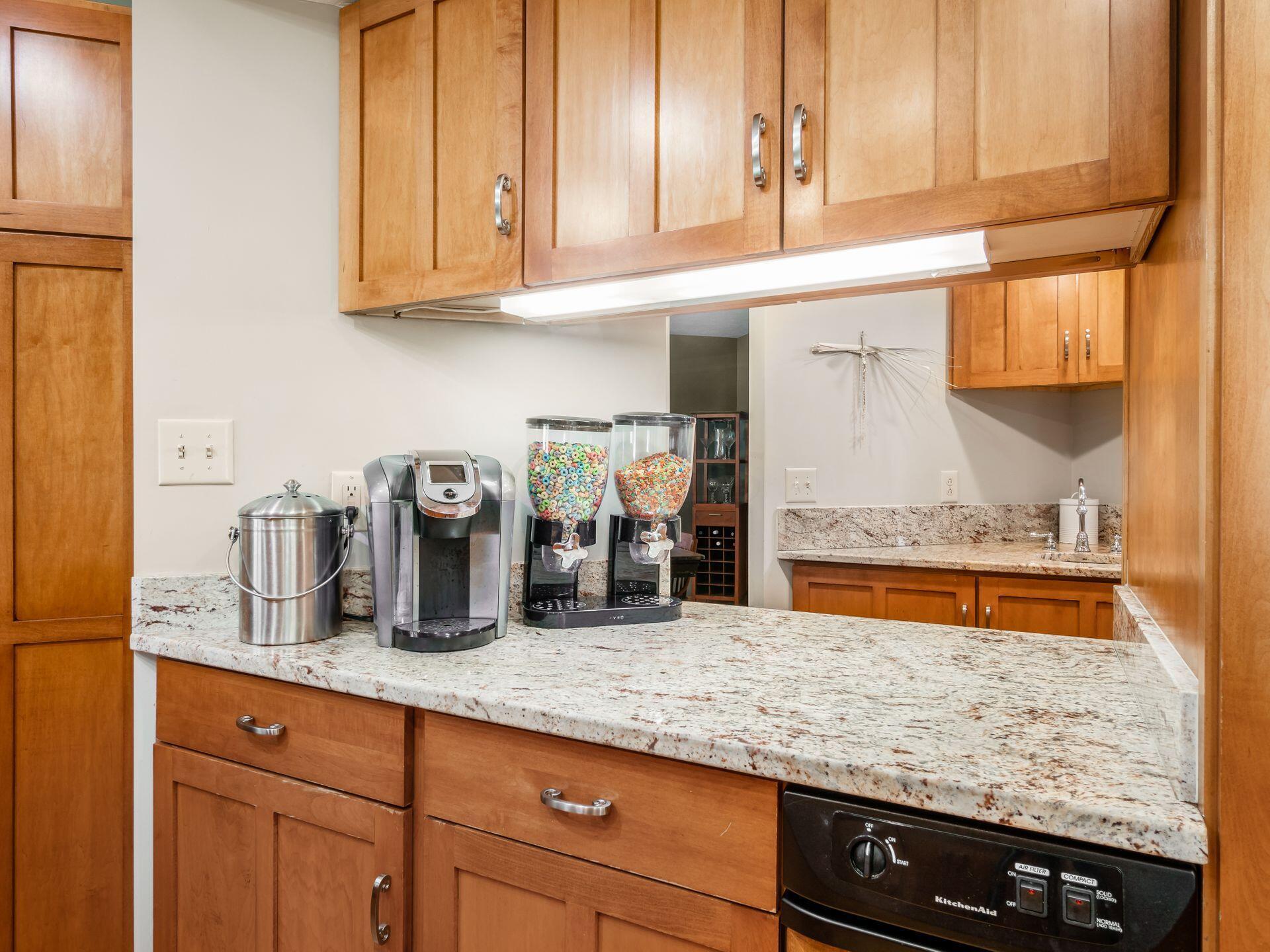 117 Forest Ridge Court Powell, OH 43065 - Photo 16 of 60 Kitchen