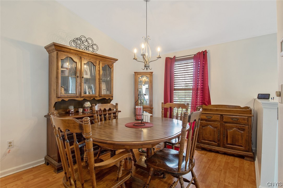 8185 Rizzo Drive Clay, NY 13041 - Photo 12 of 28 Dining room