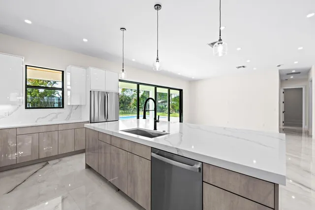 $1,600,000 | 16818 78th Road North, The Acreage, FL 33470