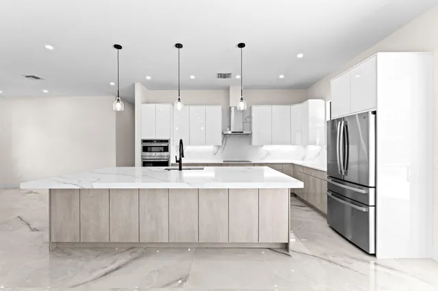 $1,600,000 | 16818 78th Road North, The Acreage, FL 33470