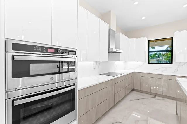 $1,600,000 | 16818 78th Road North, The Acreage, FL 33470