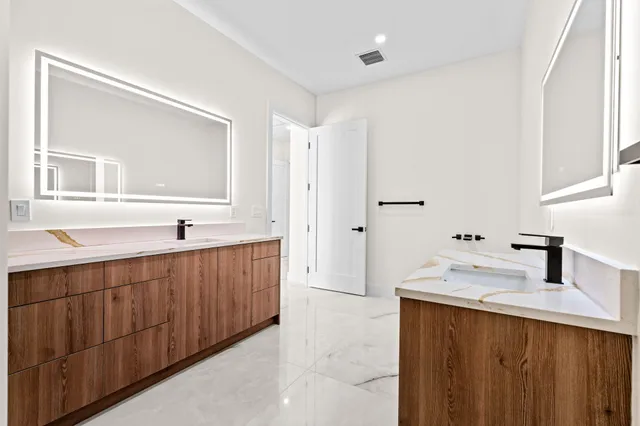 $1,600,000 | 16818 78th Road North, The Acreage, FL 33470