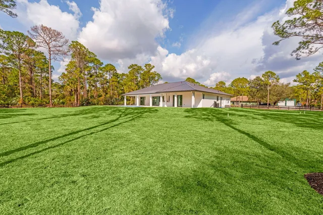 $1,600,000 | 16818 78th Road North, The Acreage, FL 33470
