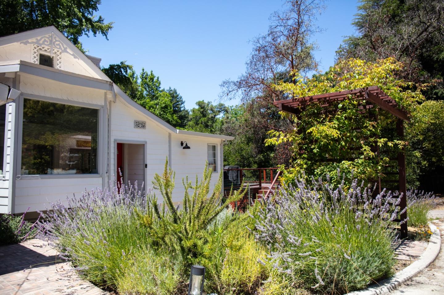 1003 Laurel Glen Road Soquel, CA 95073 - Photo 3 of 101 a view of a backyard with plants