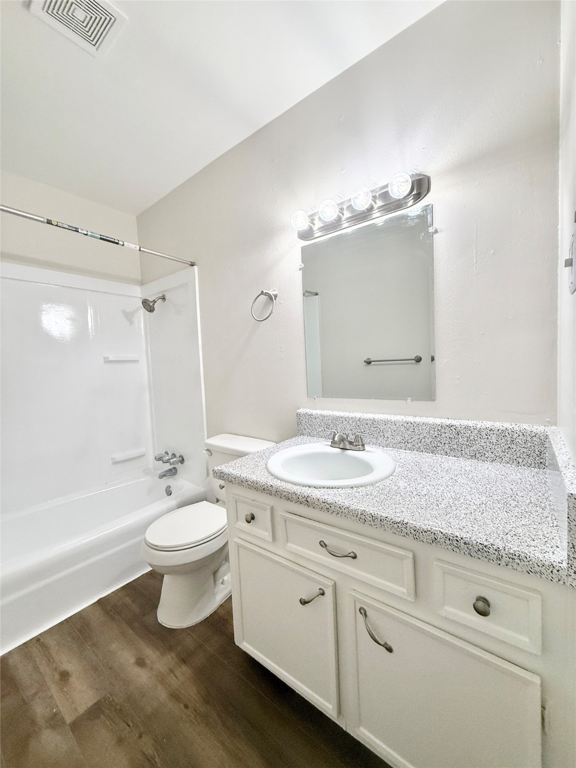 321 East Cedar Street, Unit 6 Angleton, TX 77515 - Photo 16 of 17