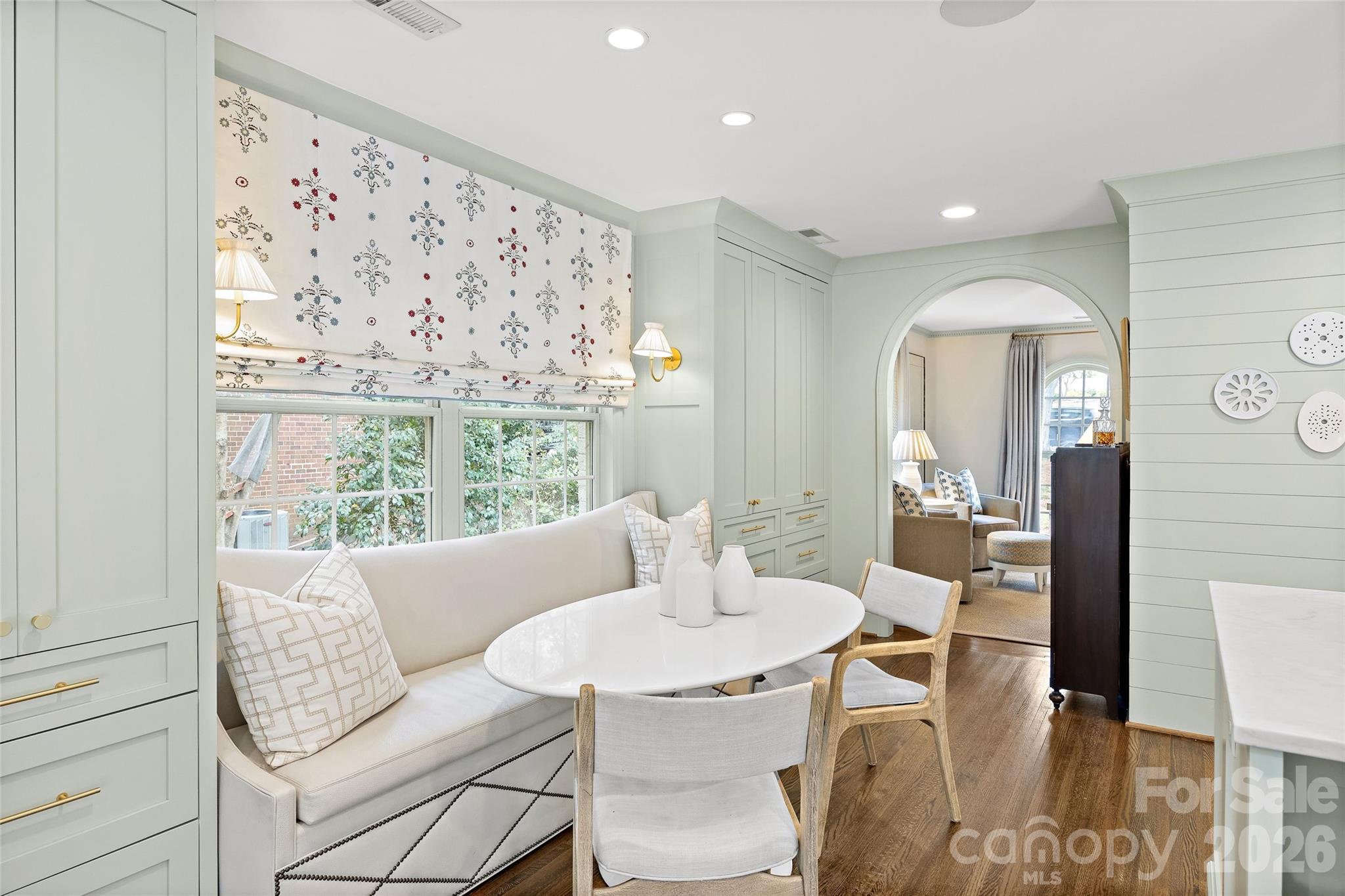 2719 Inverness Road Charlotte, NC 28211 - Photo 15 of 43 Gallery Image 15