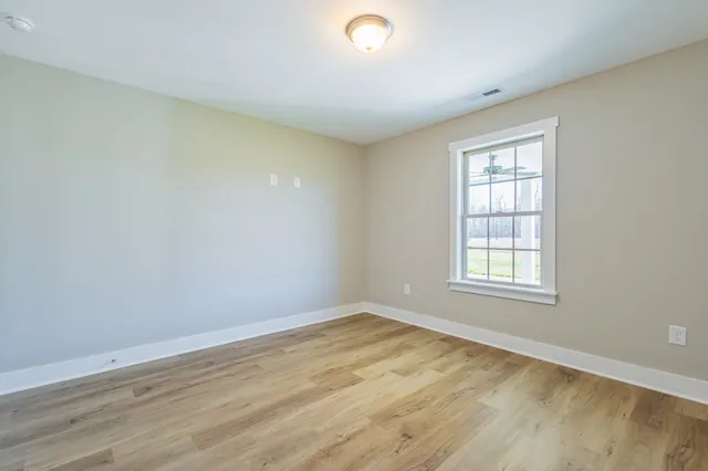 $409,900 | 42 Brooklyn Avenue, Manchester, TN 37355