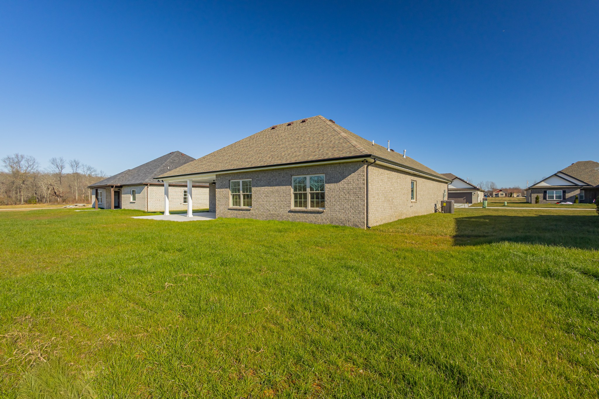42 Brooklyn Avenue Manchester, TN 37355 - Photo 10 of 64 a view of a house with a yard
