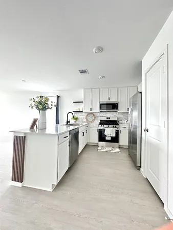 $2,400 | 2313 Graycliff Estate Lane, League City, TX 77573