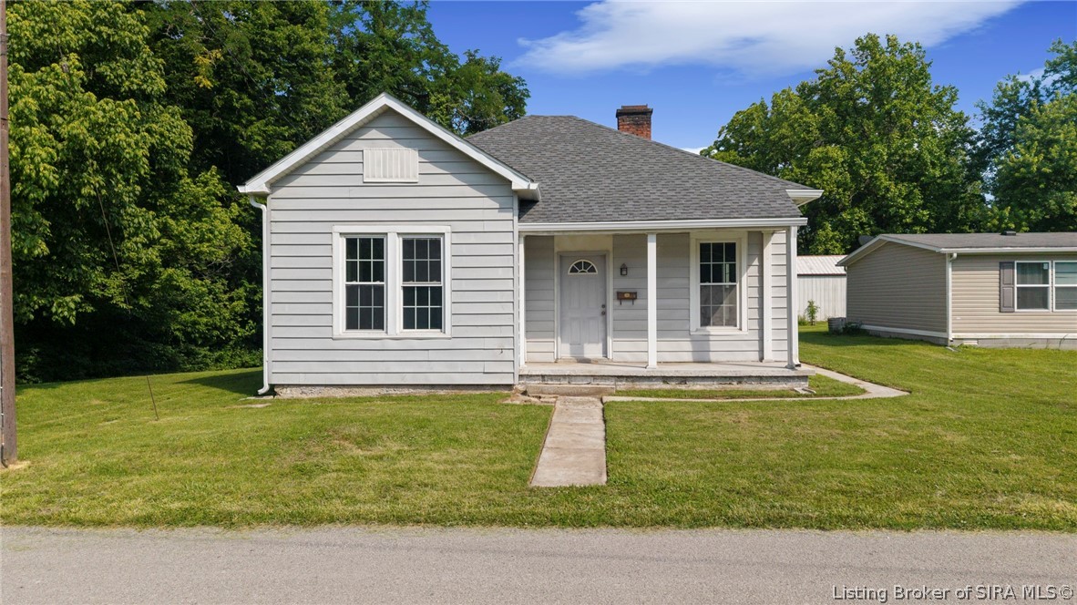 758 Riley Street Sellersburg, IN 47172 - Photo 2 of 22
