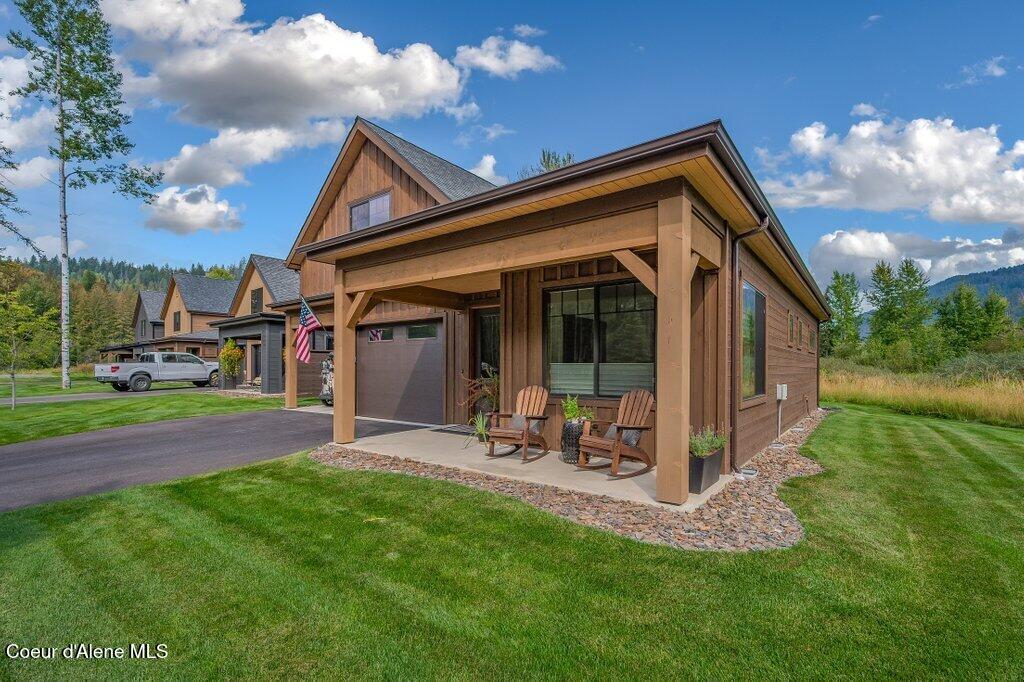 107 Oxbow Road Sandpoint, ID 83864 - Photo 4 of 70 --4.jpg-SMALL