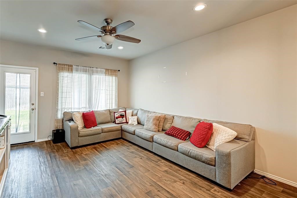 23131 Spruce Summit Trail Spring, TX 77373 - Photo 5 of 14 Gallery Image 5