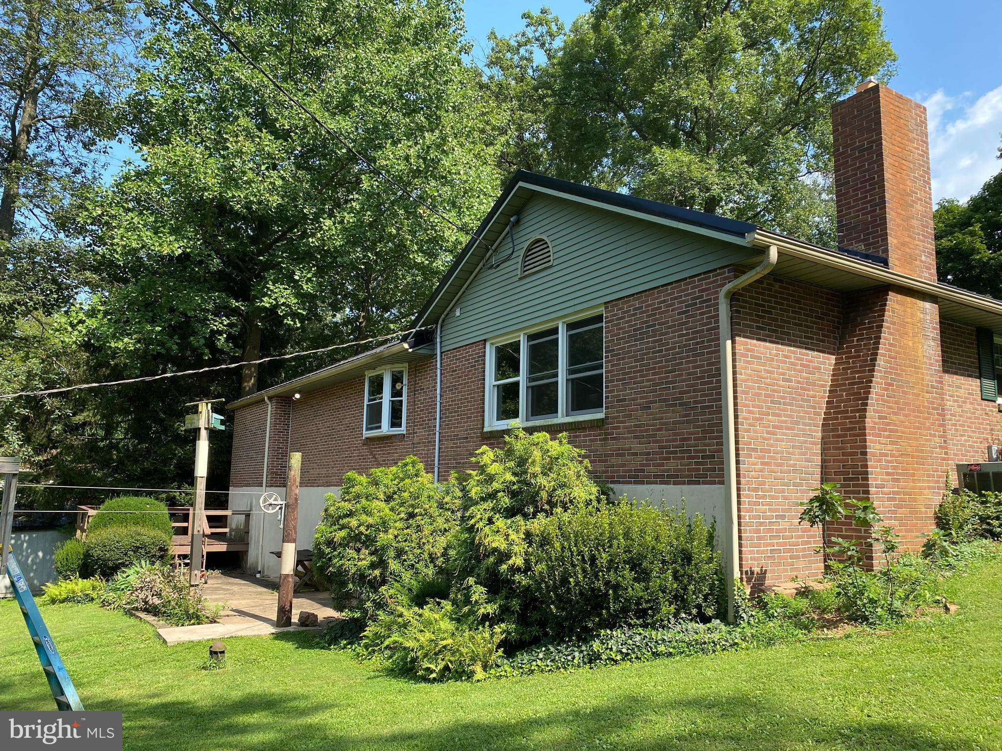 550 Ridge Avenue Ephrata, PA 17522 - Photo 4 of 34 Gallery Image 4