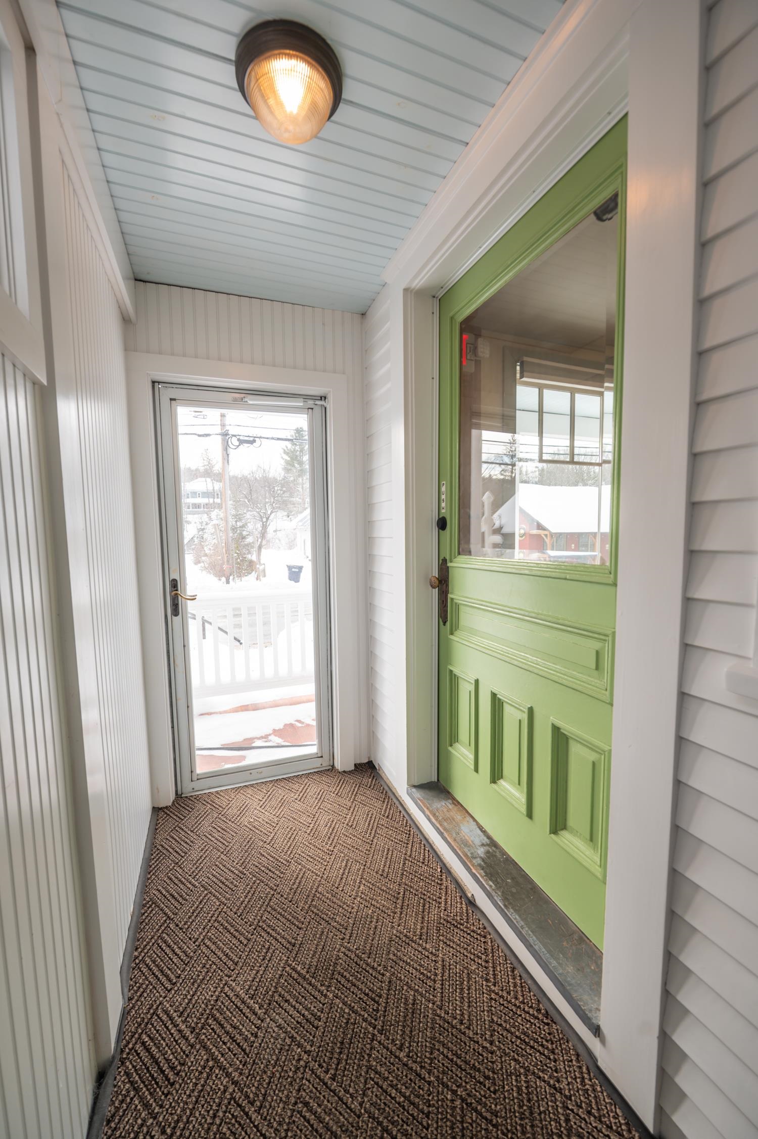 33 West Main Street Wilmington, VT 05363 - Photo 3 of 30