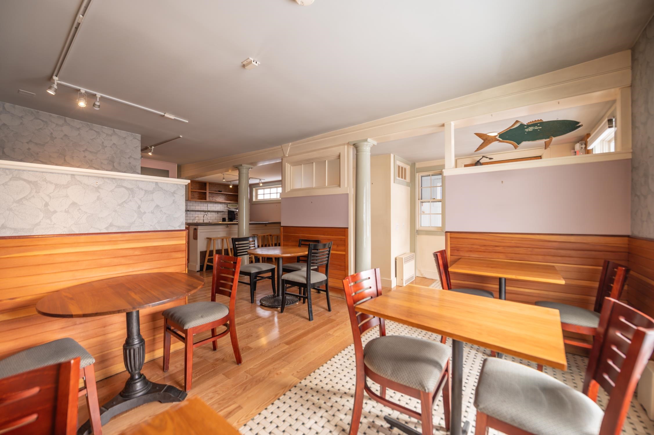 33 West Main Street Wilmington, VT 05363 - Photo 5 of 30