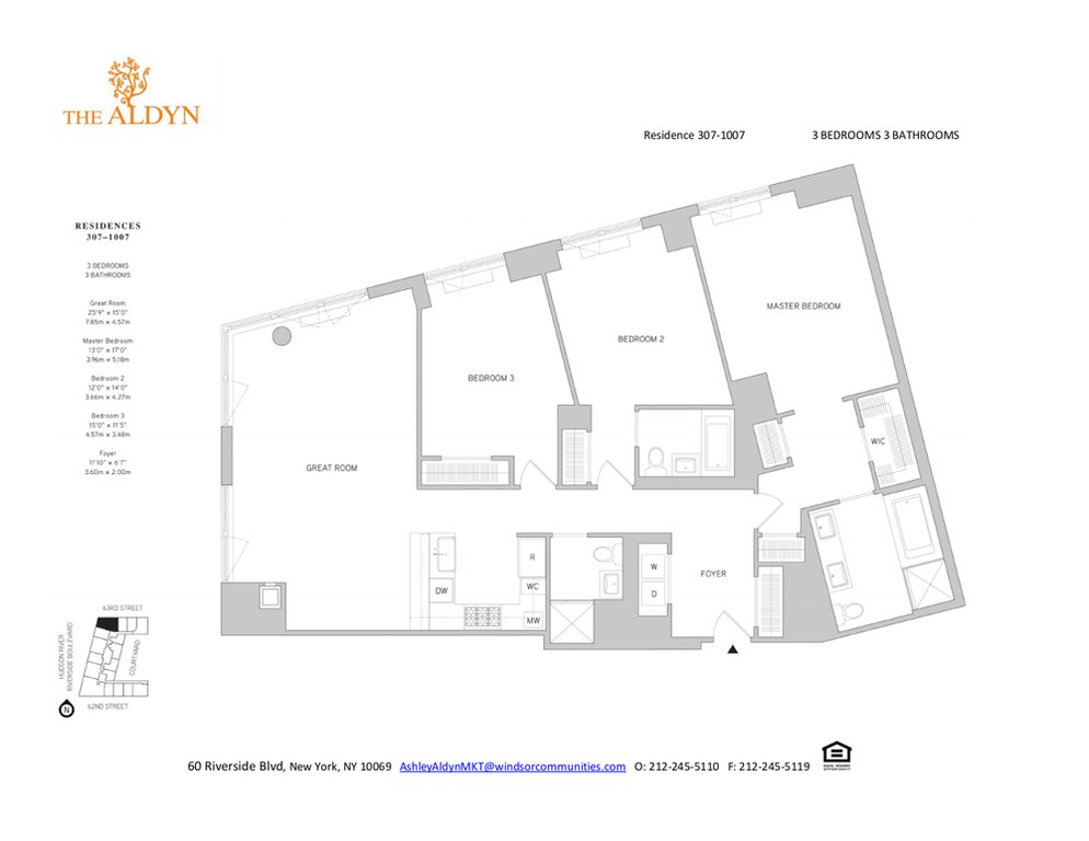 60 Riverside Boulevard, Unit 907 Manhattan, NY 10069 - Photo 2 of 3 a picture of a room with a mirror