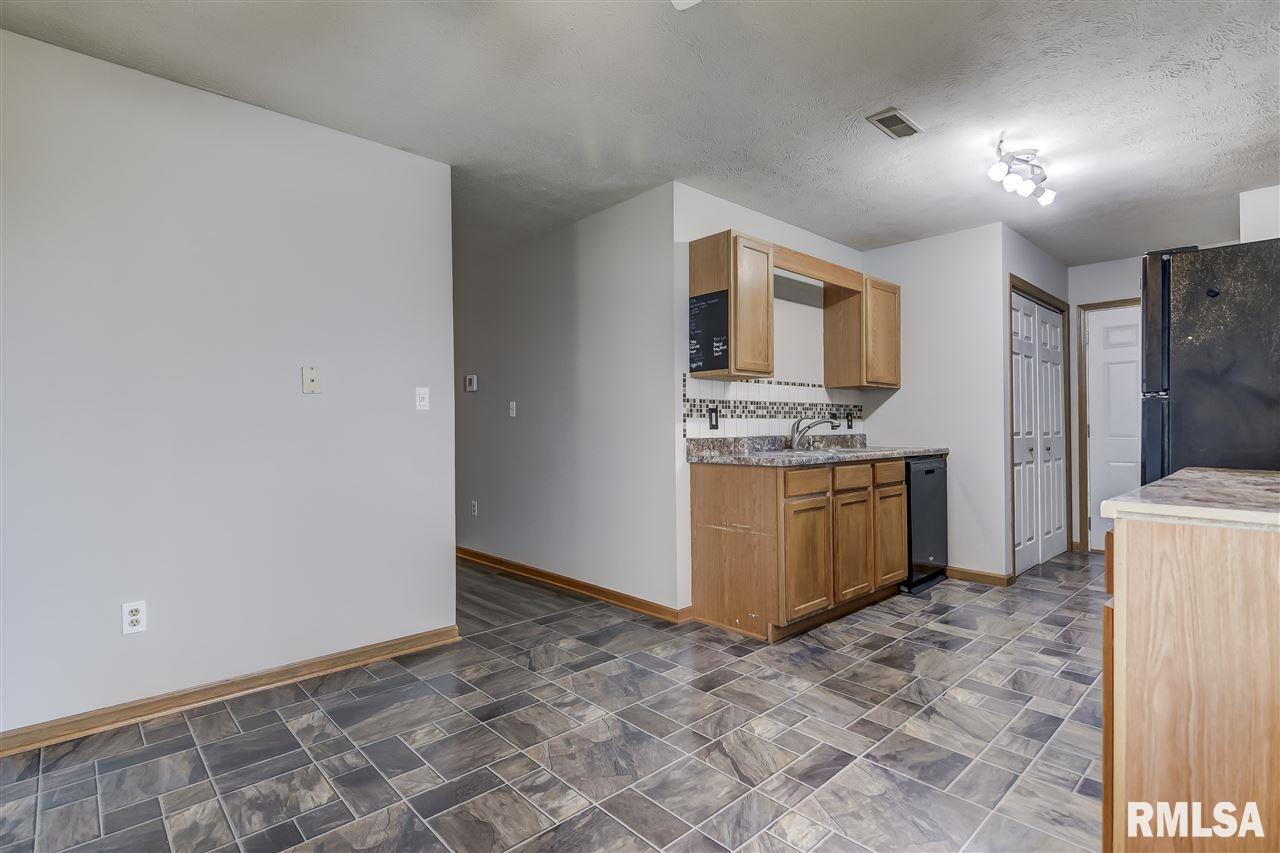 2449 Basil Drive Springfield, IL 62707 - Photo 13 of 30 Gallery Image 13