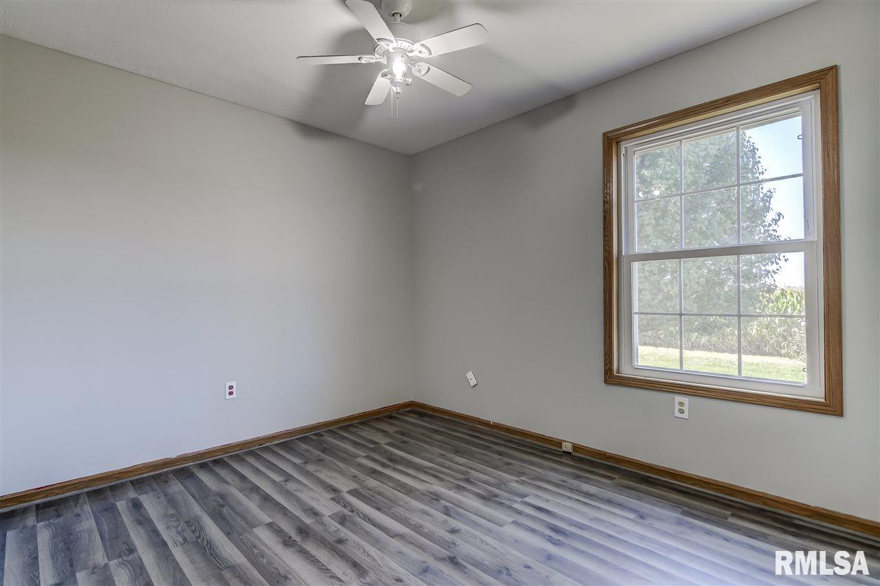 2449 Basil Drive Springfield, IL 62707 - Photo 5 of 30 Gallery Image 5