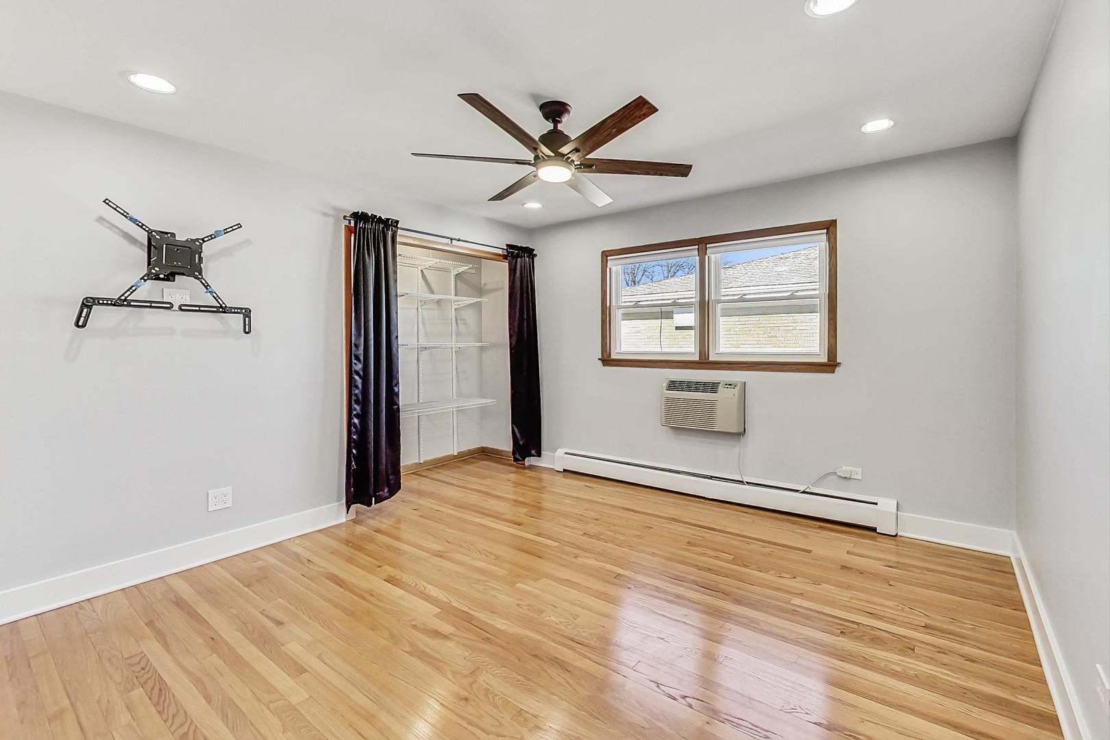 65 Dover Drive, Unit 2 Des Plaines, IL 60018 - Photo 11 of 24