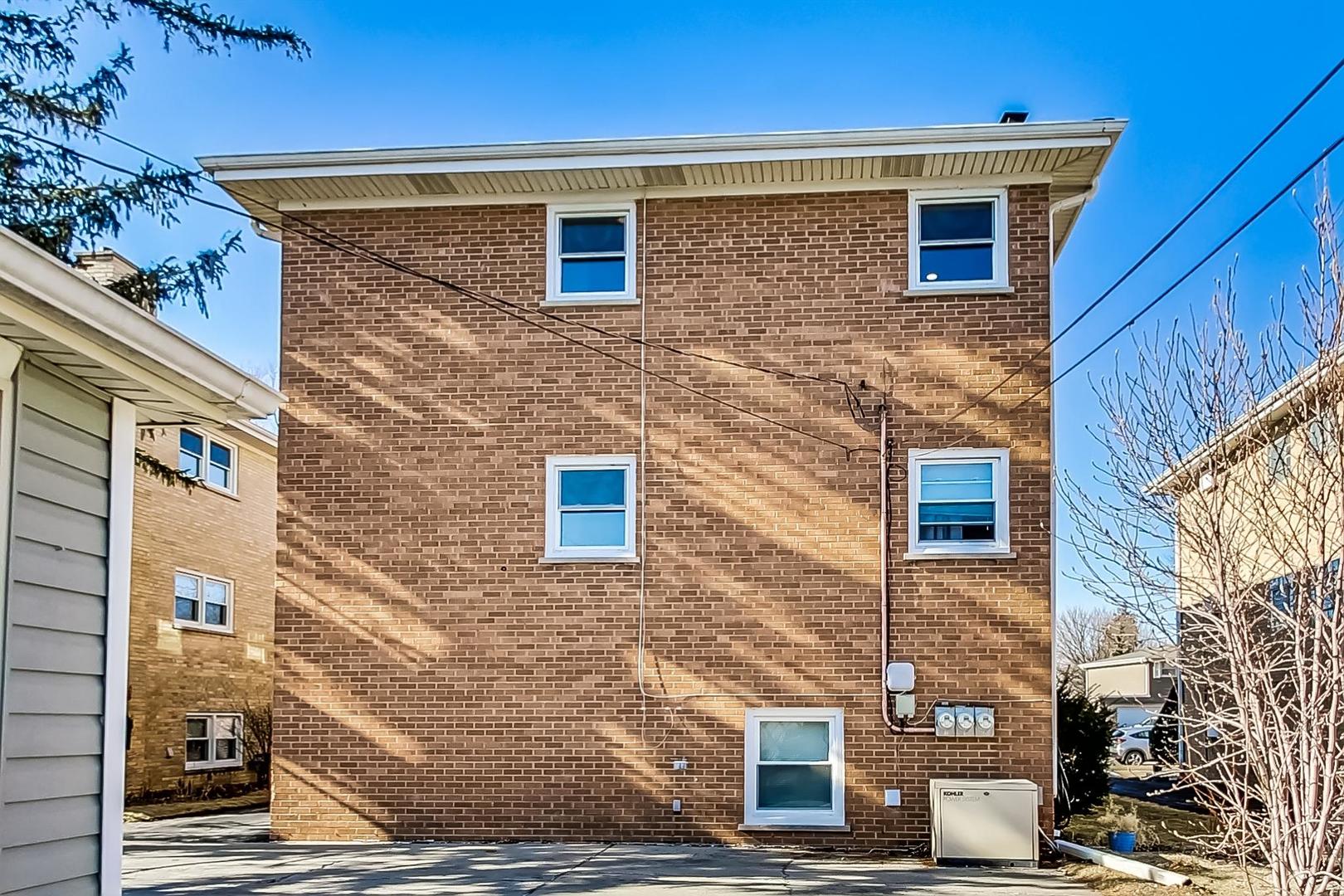 65 Dover Drive, Unit 2 Des Plaines, IL 60018 - Photo 19 of 24