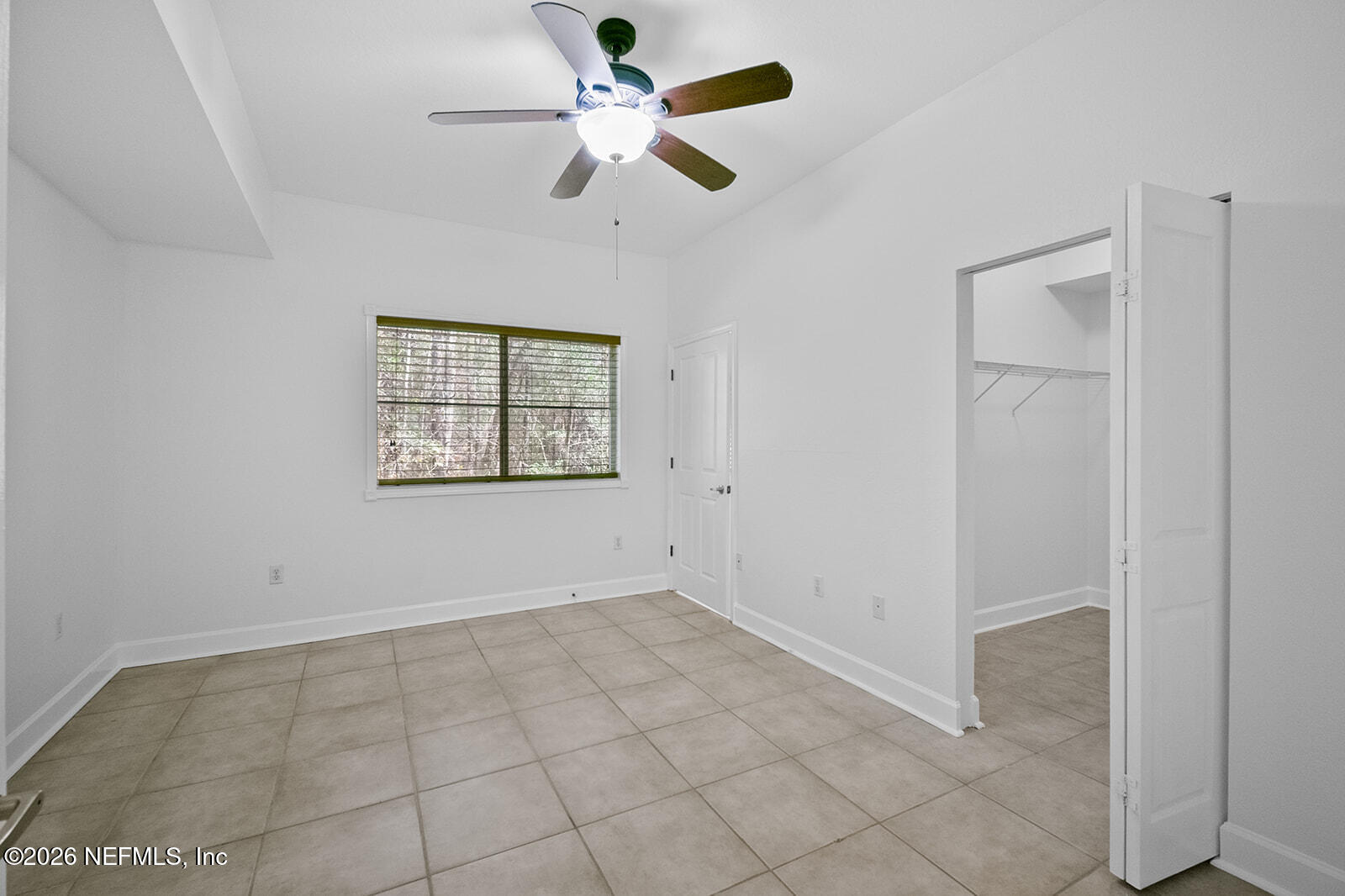 9745 Touchton Road, Unit 903 Jacksonville, FL 32246 - Photo 10 of 37 010