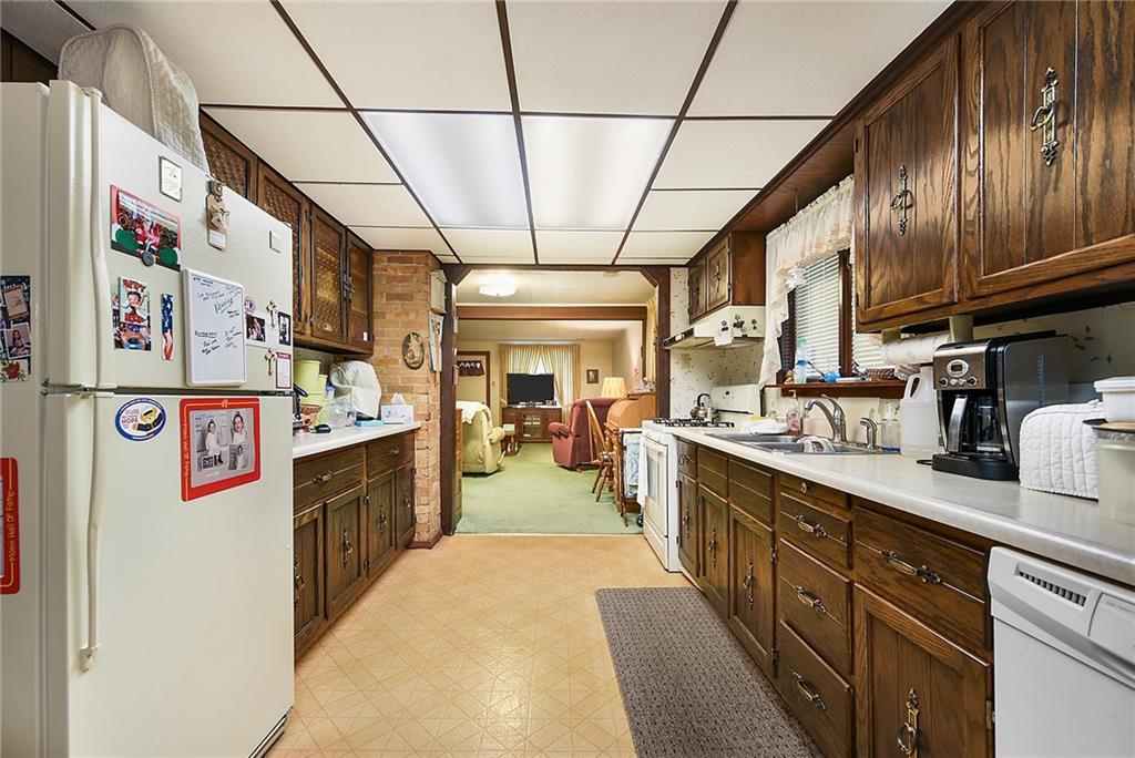 2163 Brodhead Road Aliquippa, PA 15001 - Photo 8 of 25 Gallery Image 8