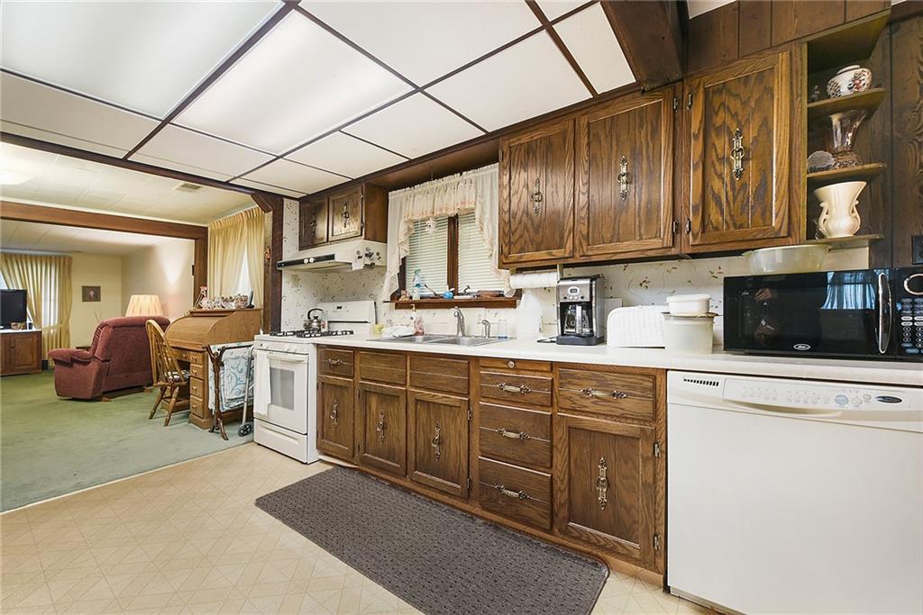 2163 Brodhead Road Aliquippa, PA 15001 - Photo 9 of 25 Gallery Image 9