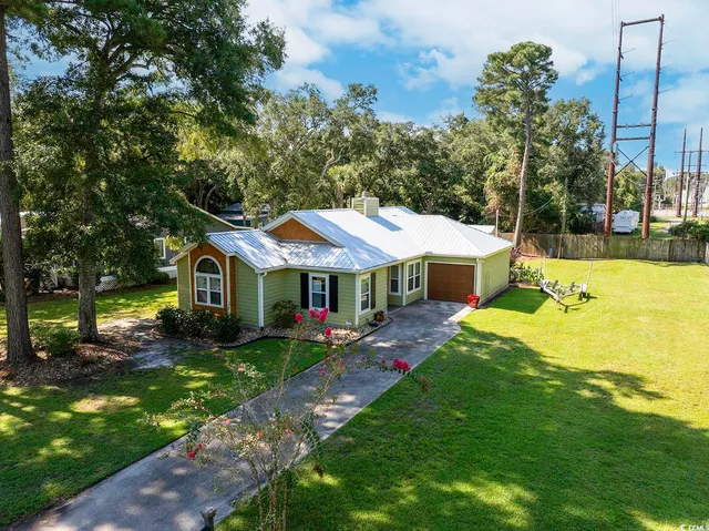$460,000 | 653 Mariner Avenue, Murrells Inlet, SC 29576