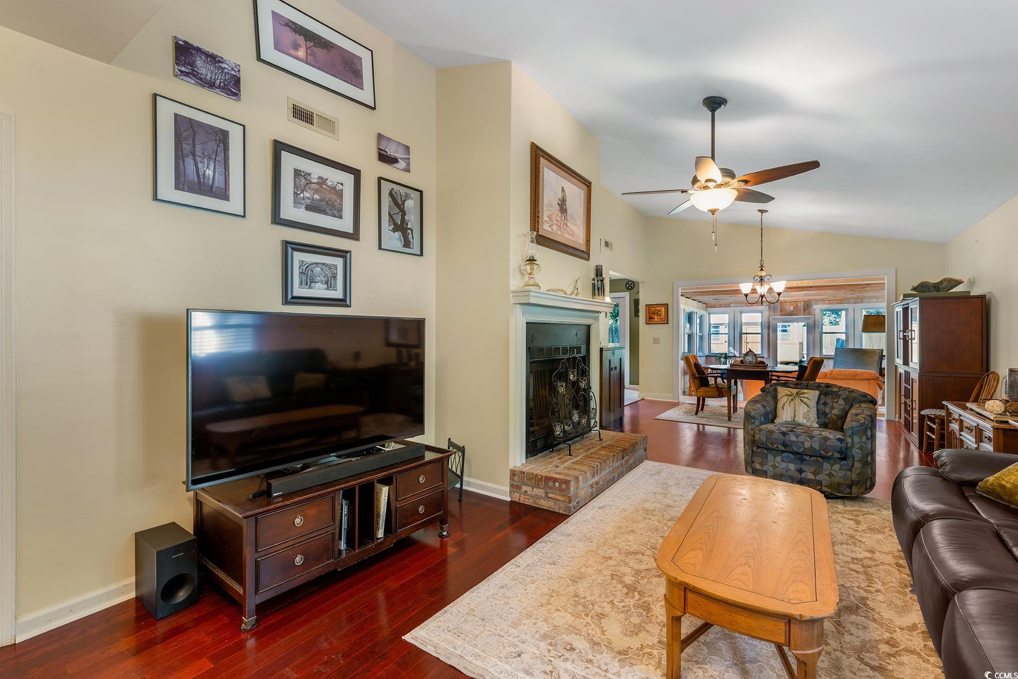 653 Mariner Avenue Murrells Inlet, SC 29576 - Photo 8 of 40