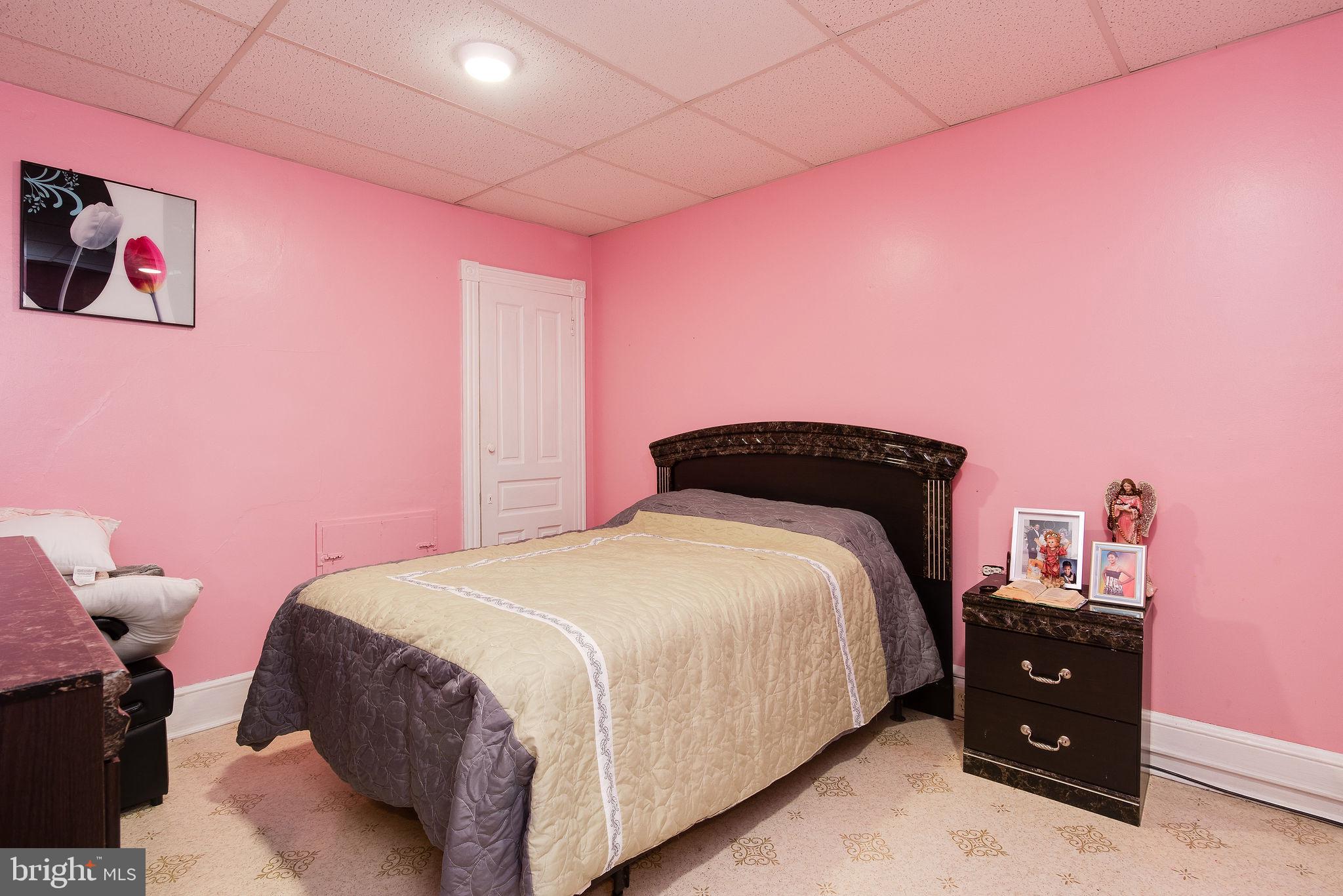922 Spring Street Reading, PA 19604 - Photo 11 of 21 Gallery Image 11