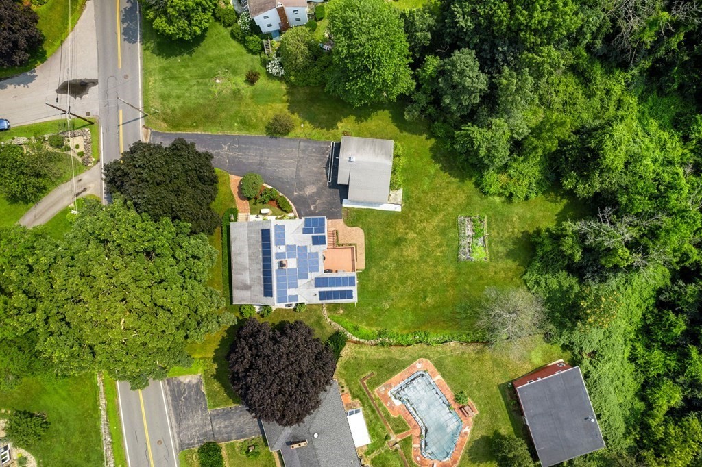55 Dalton Road Chelmsford, MA 01824 - Photo 32 of 33 Gallery Image 32