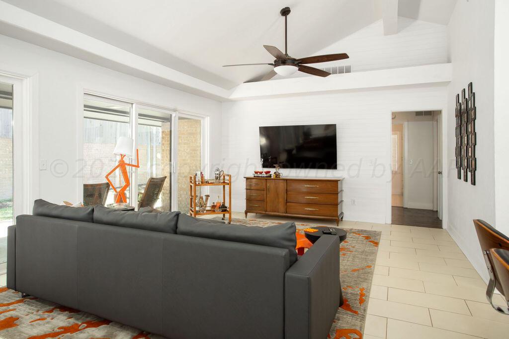 2305 Windmill Lane Amarillo, TX 79124 - Photo 11 of 29 Living area