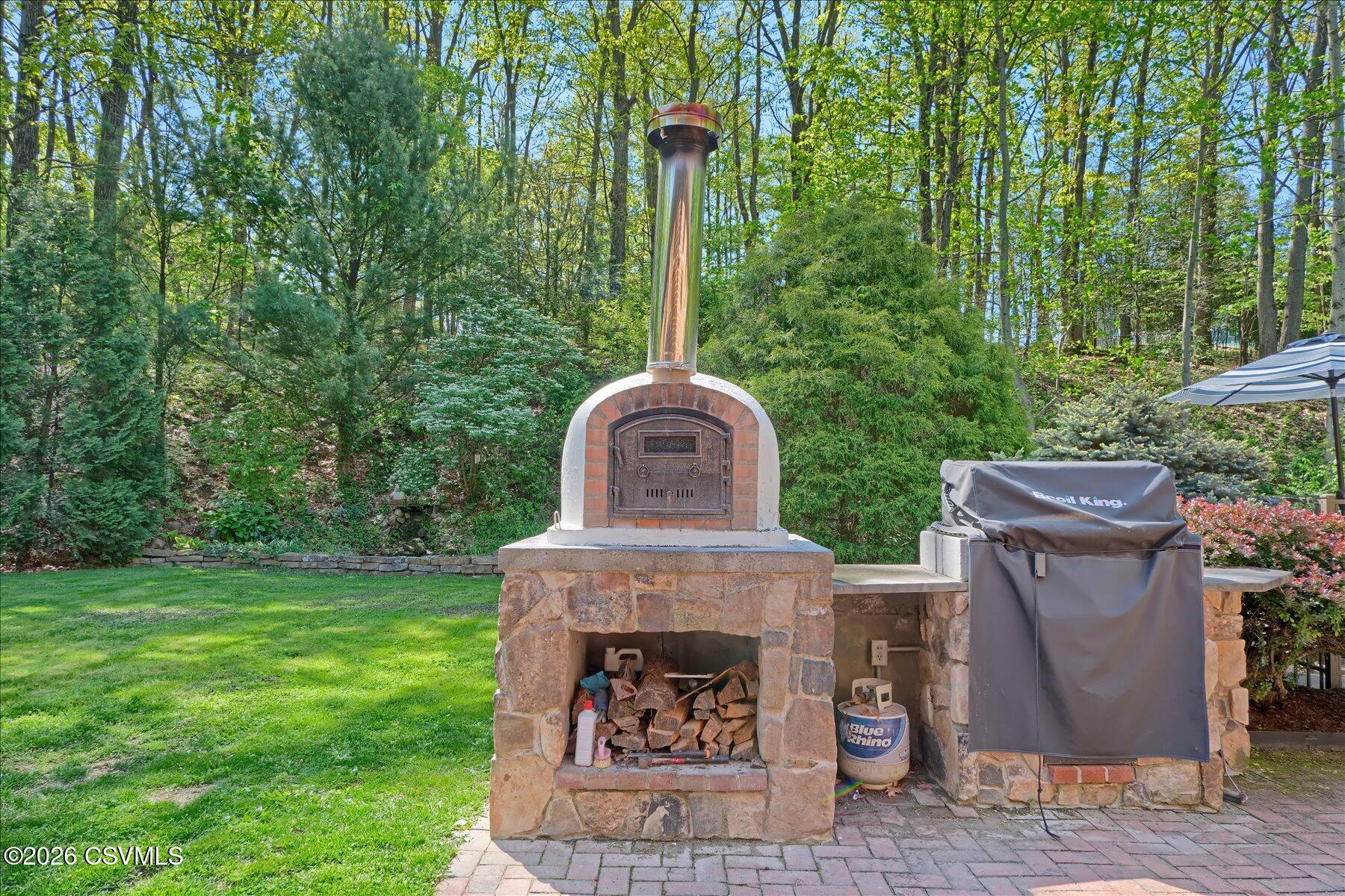 65 Crestview Drive Winfield, PA 17889 - Photo 54 of 70 Pizza oven
