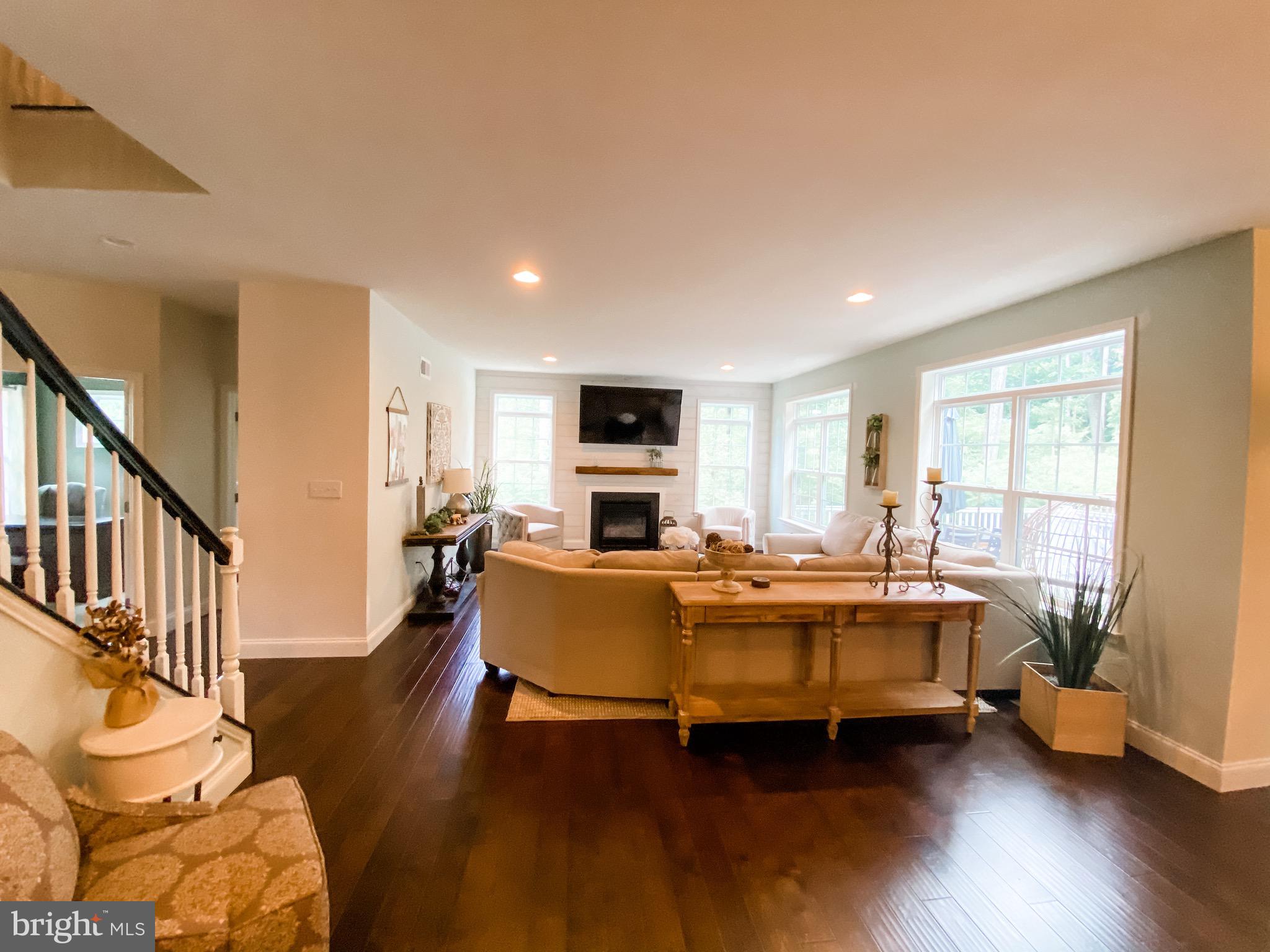 106 Freys Road Elizabethtown, PA 17022 - Photo 9 of 47 Gallery Image 9