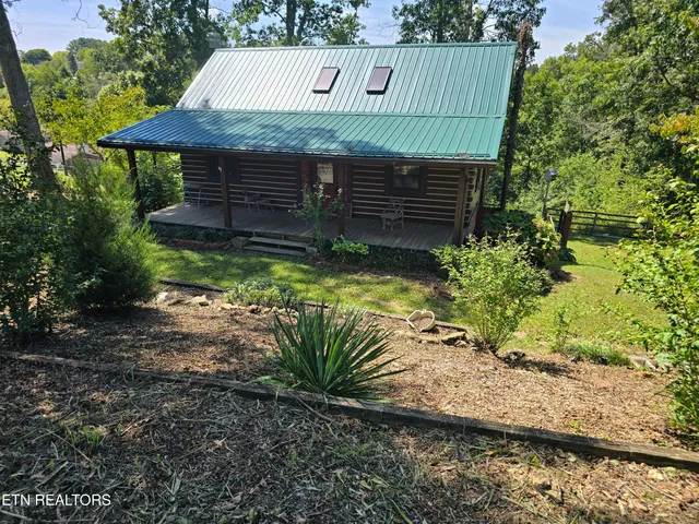 $225,000 | 135 Osborne Lane, Harrogate, TN 37752