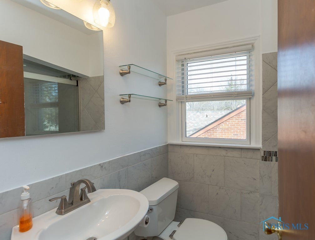 4034 Garrison Road Toledo, OH 43613 - Photo 21 of 31 Gallery Image 21